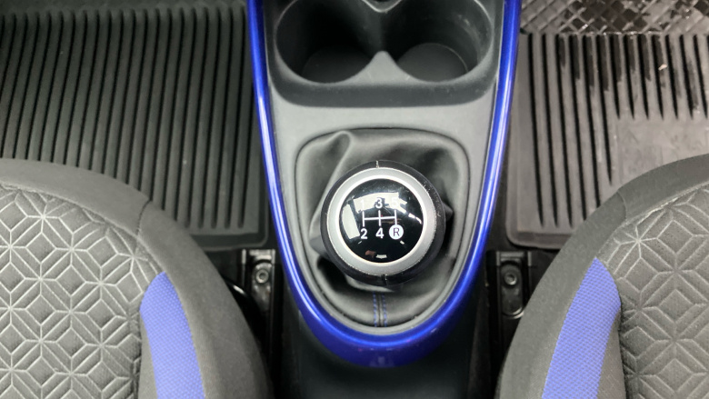 Toyota Aygo X 1.0 VVT-i Edge 5dr Petrol Hatchback